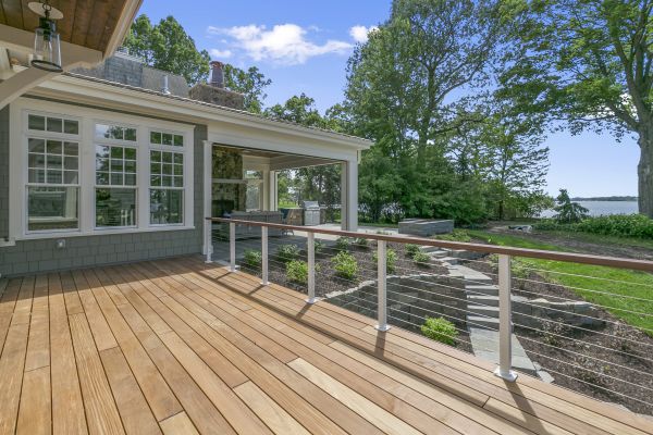 Cost of Wood Deck Construction in Berkeley