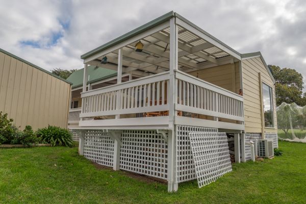 Cost of Deck Lattice Repair in Berkeley